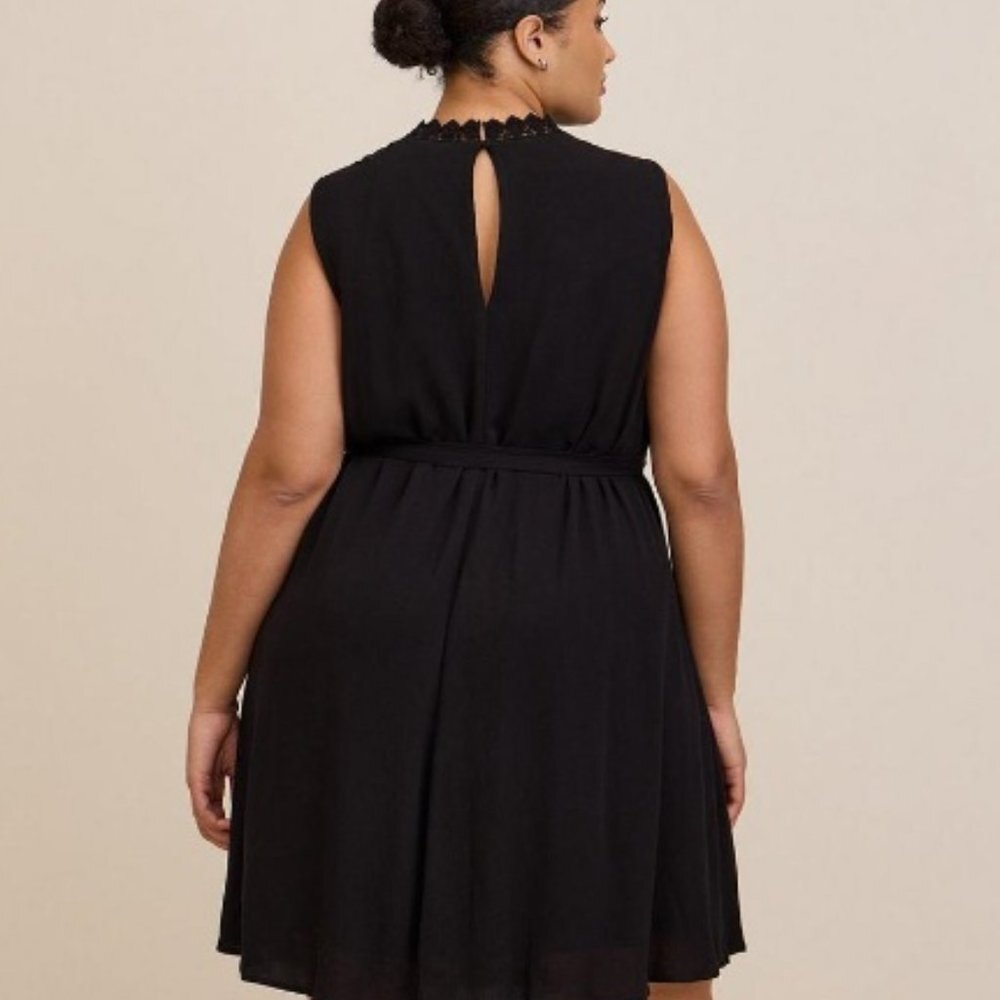 NWT Torrid Crinkle Gauze Crochet Dress - Picture 2 of 3
